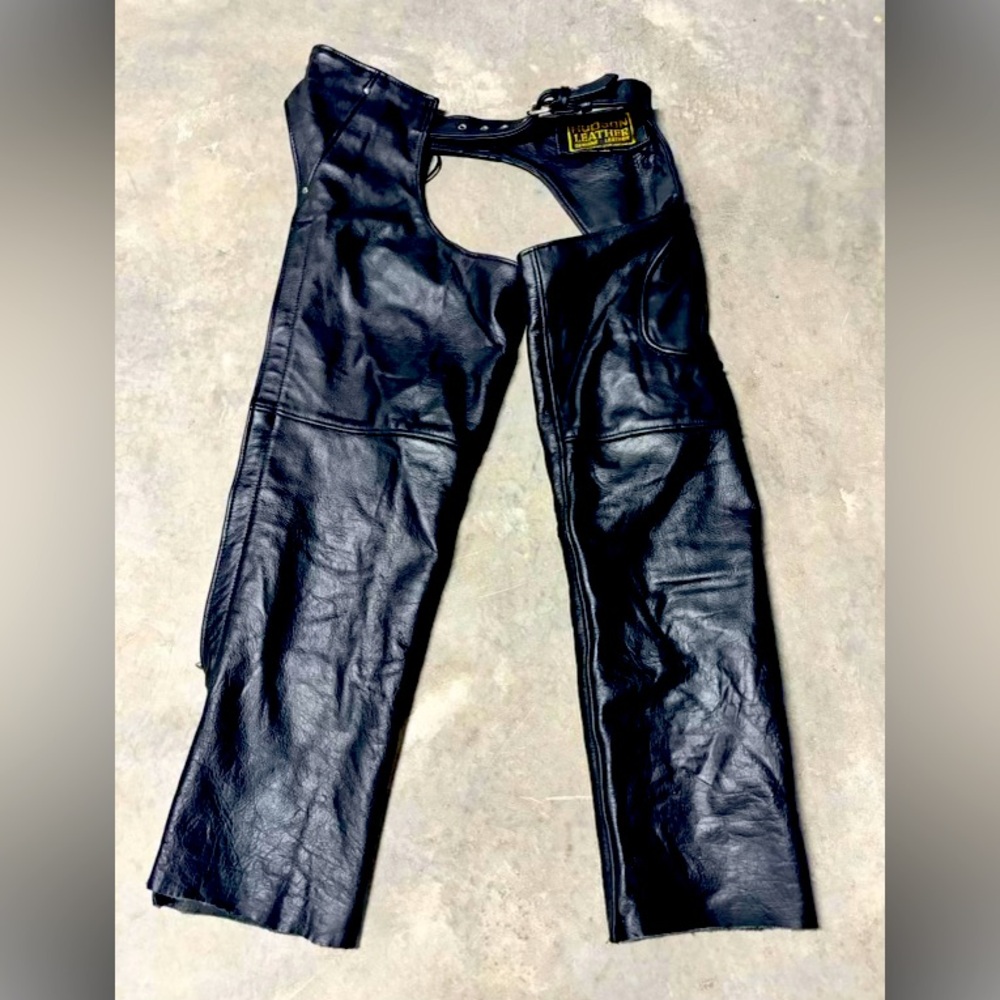 Hudson leather chaps. Mens Size Large